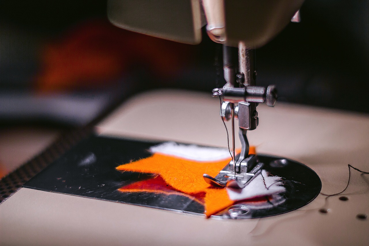 Choosing the Perfect Sewing Machine: A Guide